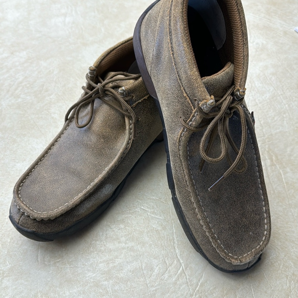 Men’s Justin Leather Chukka Boots Size 11W